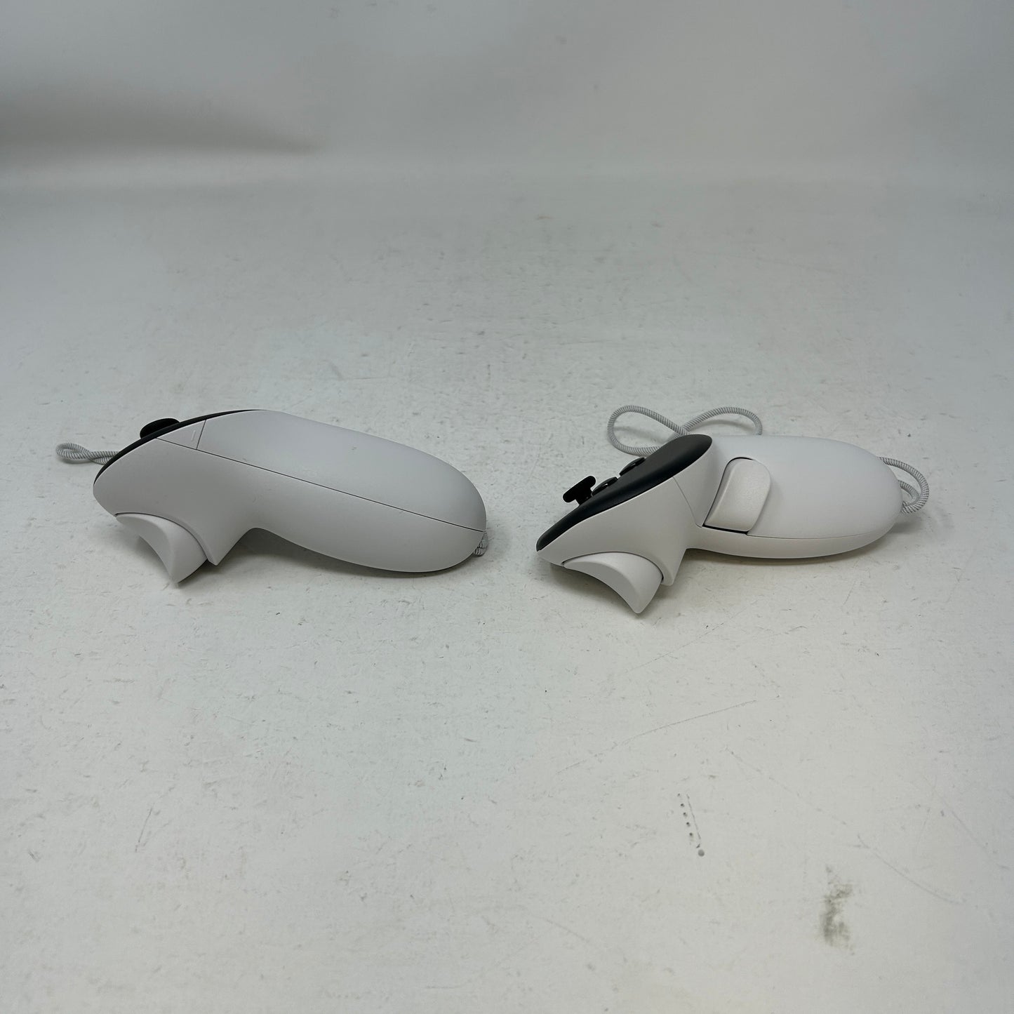 Meta Quest 3S 128GB Standalone All-in-One VR Headset P97