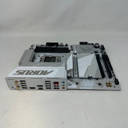 GIGABYTE B650E AORUS Elite X AX ICE AM5 ATX White Motherboard DDR5