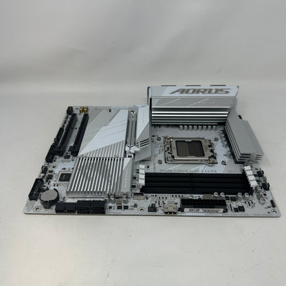  GIGABYTE B650E AORUS Elite X AX ICE AM5 ATX White Motherboard DDR5