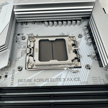  GIGABYTE B650E AORUS Elite X AX ICE AM5 ATX White Motherboard DDR5