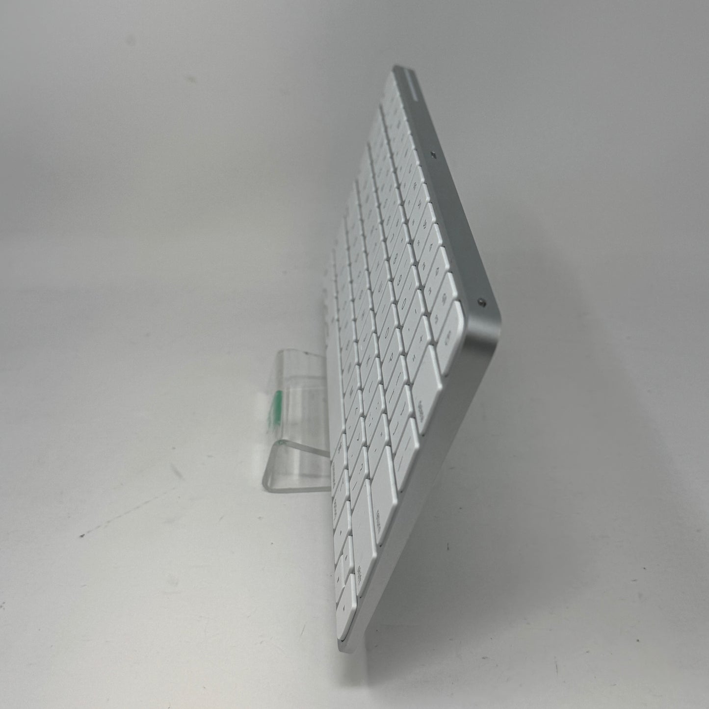 Apple Magic Smart Wireless Keyboard A2450 Silver