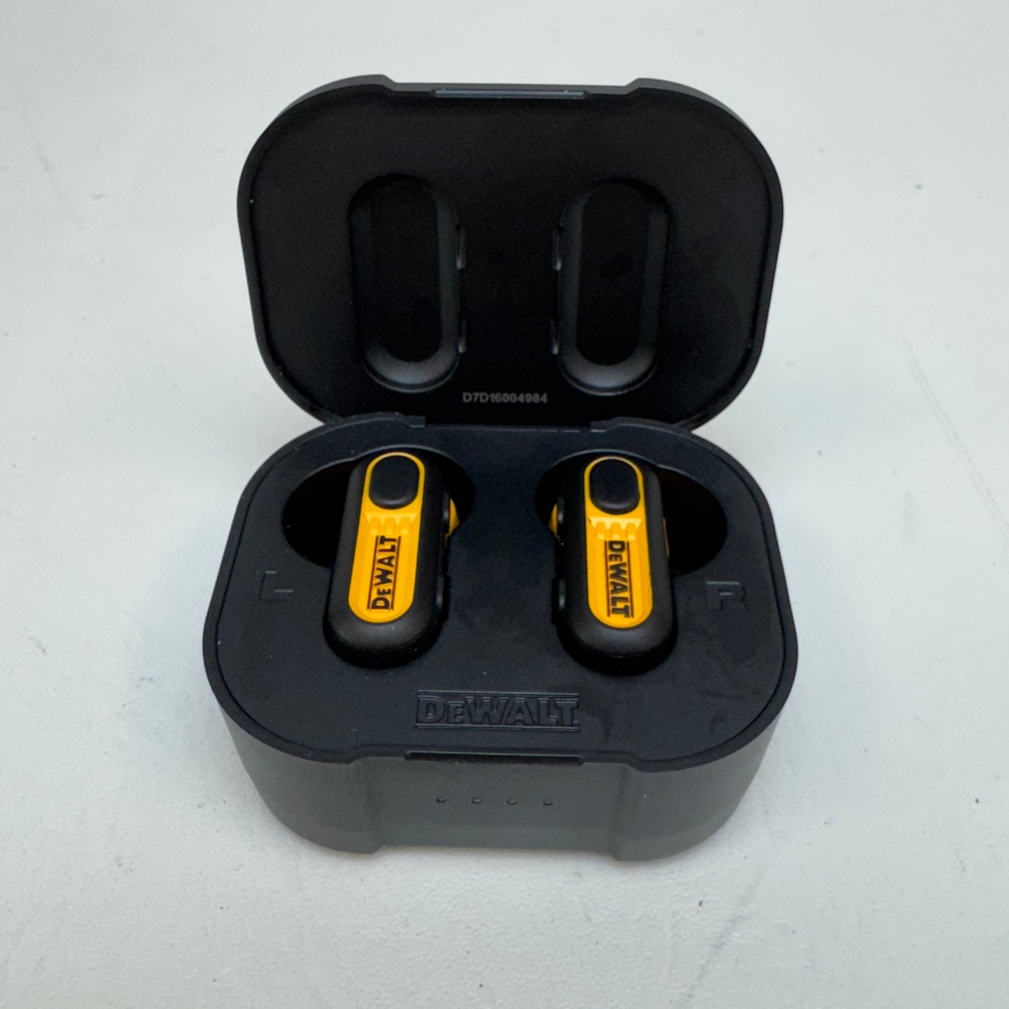 DeWalt DXMA1902092 Jobsite Pro-X1 True Wireless Earbuds Black