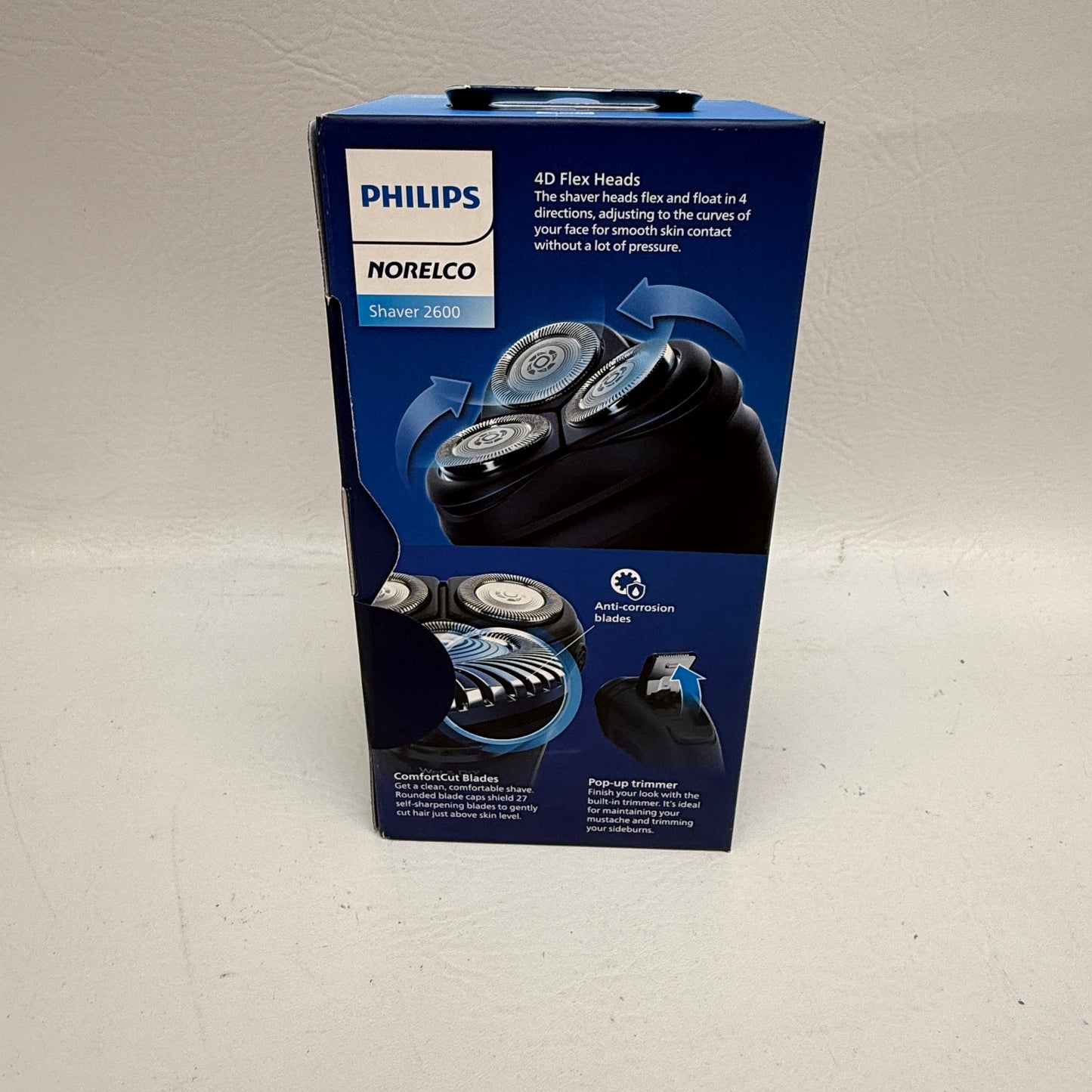 Philips Norelco Shaver 2600 - Wet & Dry Rotary Electric Shaver - Model X3052/91