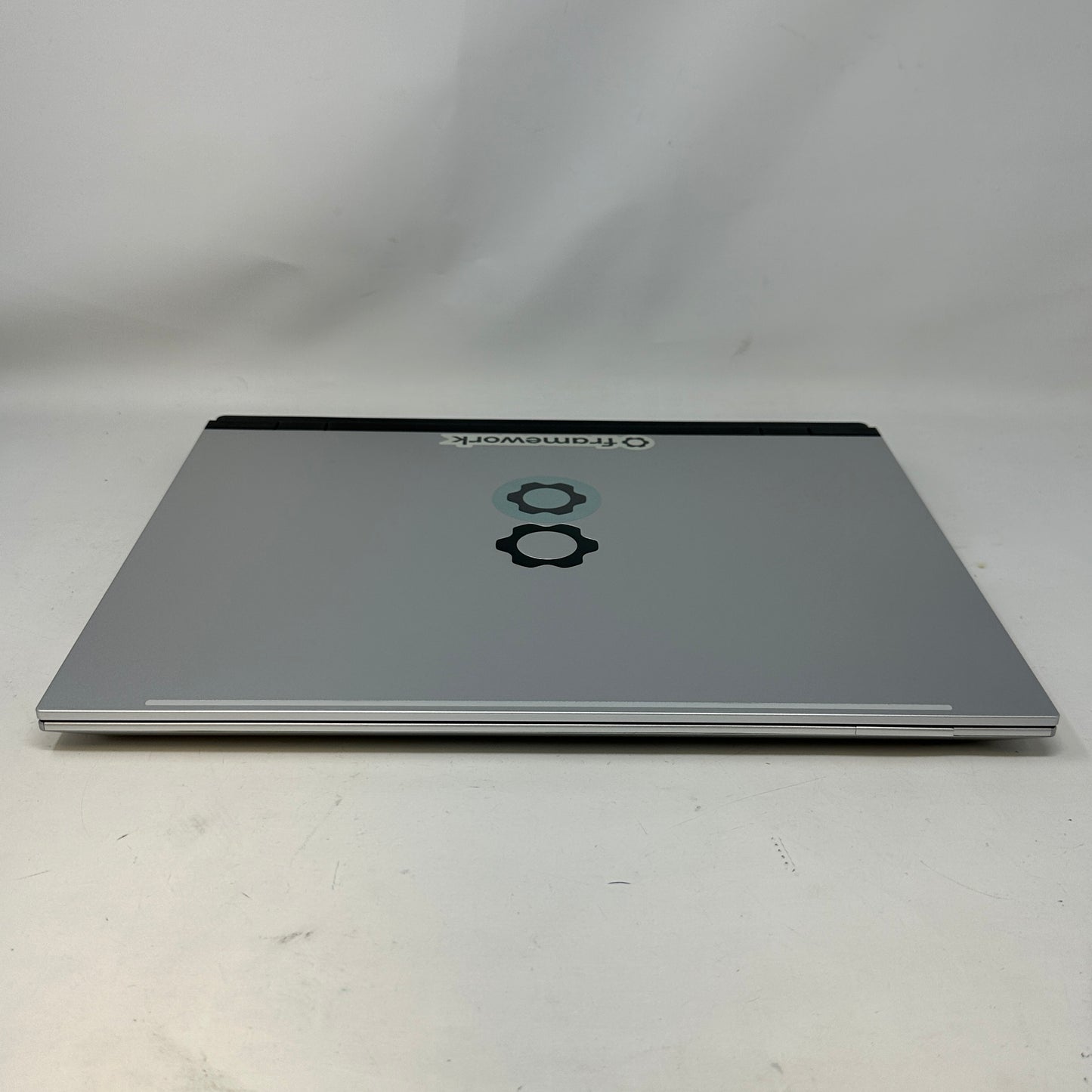 Framework Laptop 6 FRVR132 13.5" Ryzen 7 7840HS 3.8GHz 32GB RAM 1TB SSD