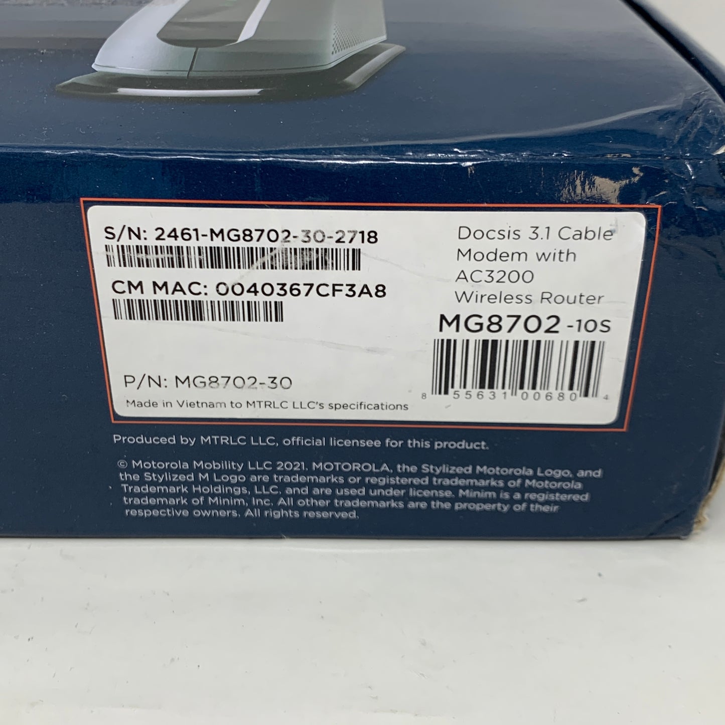 Motorola MG8702 Ultra-Fast DOCSIS 3.1 Cable Modem + AC3200 Dual-Band WiFi Router