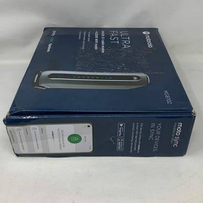 Motorola MG8702 Ultra-Fast DOCSIS 3.1 Cable Modem + AC3200 Dual-Band WiFi Router