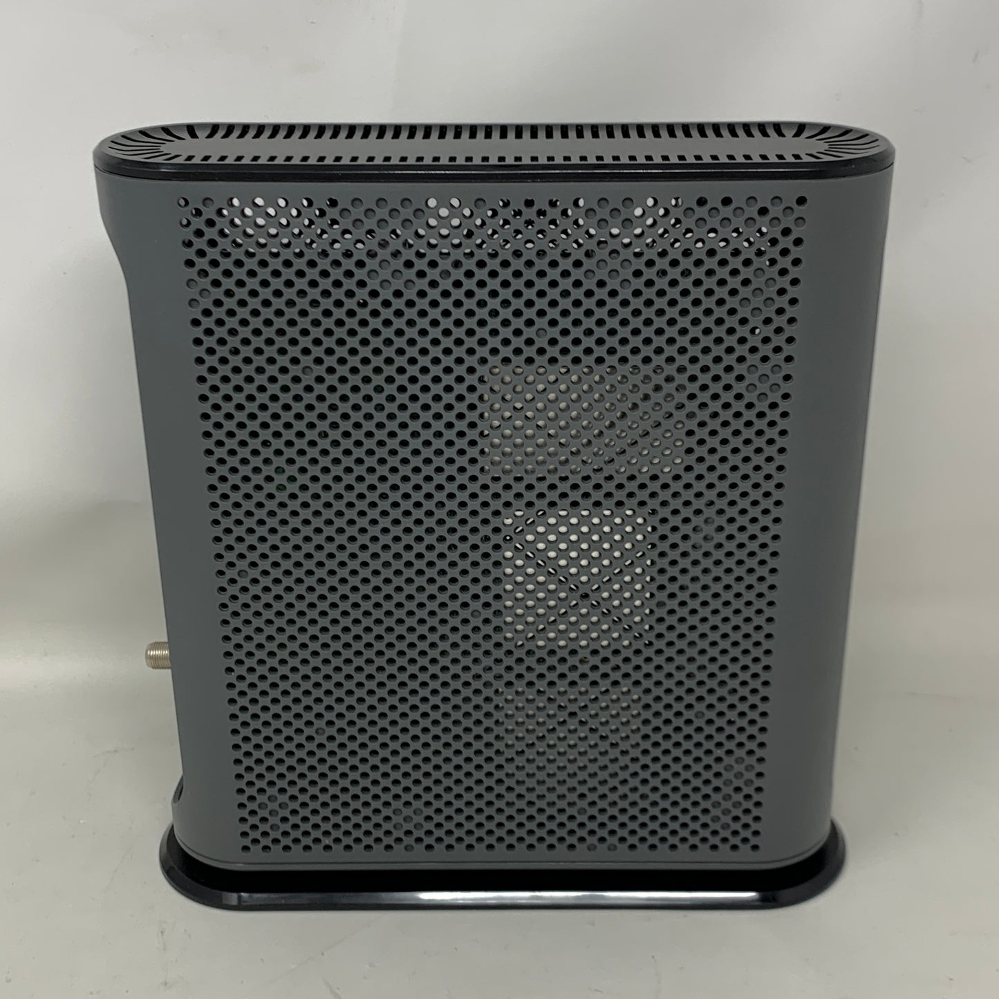 Motorola MG8702 Ultra-Fast DOCSIS 3.1 Cable Modem + AC3200 Dual-Band WiFi Router
