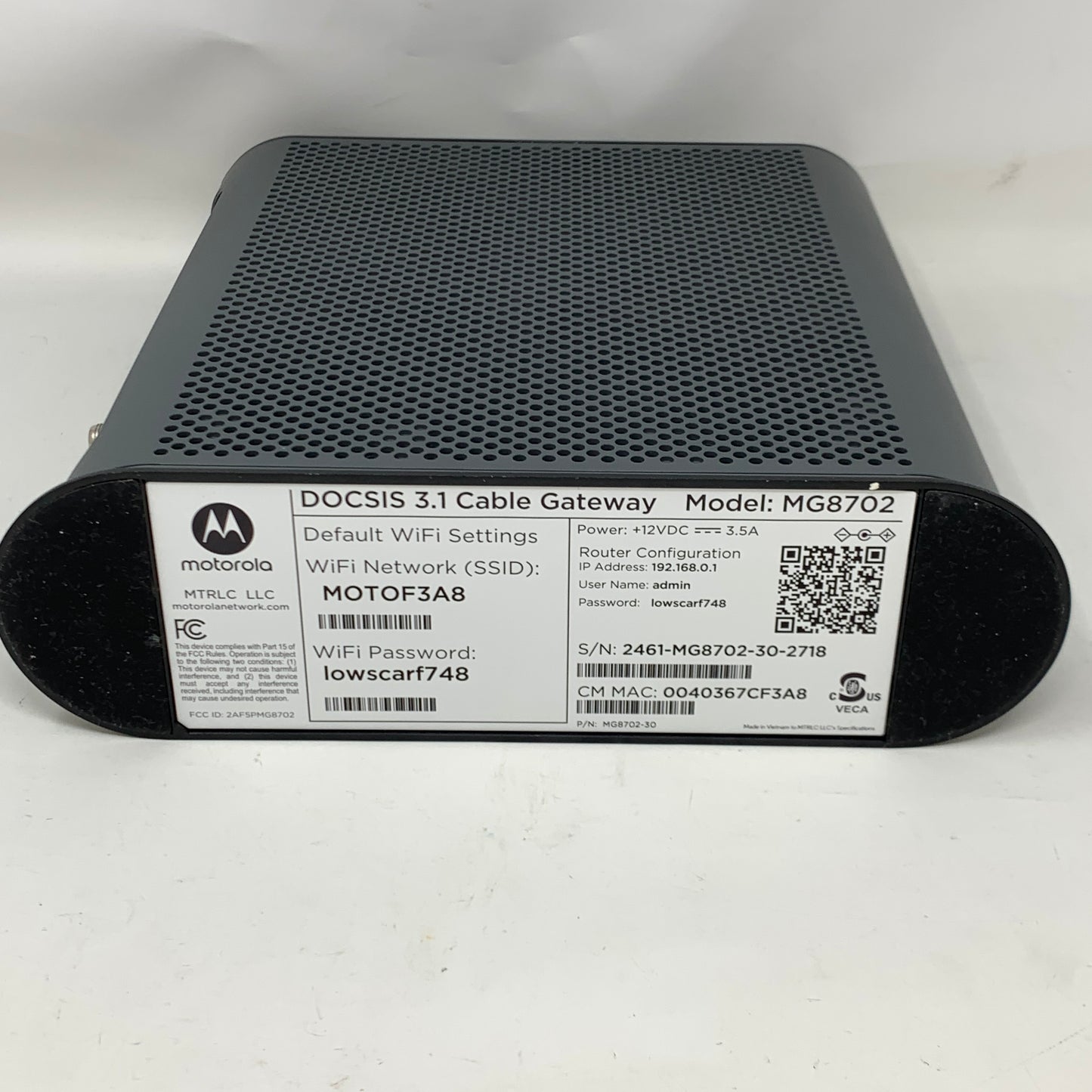 Motorola MG8702 Ultra-Fast DOCSIS 3.1 Cable Modem + AC3200 Dual-Band WiFi Router