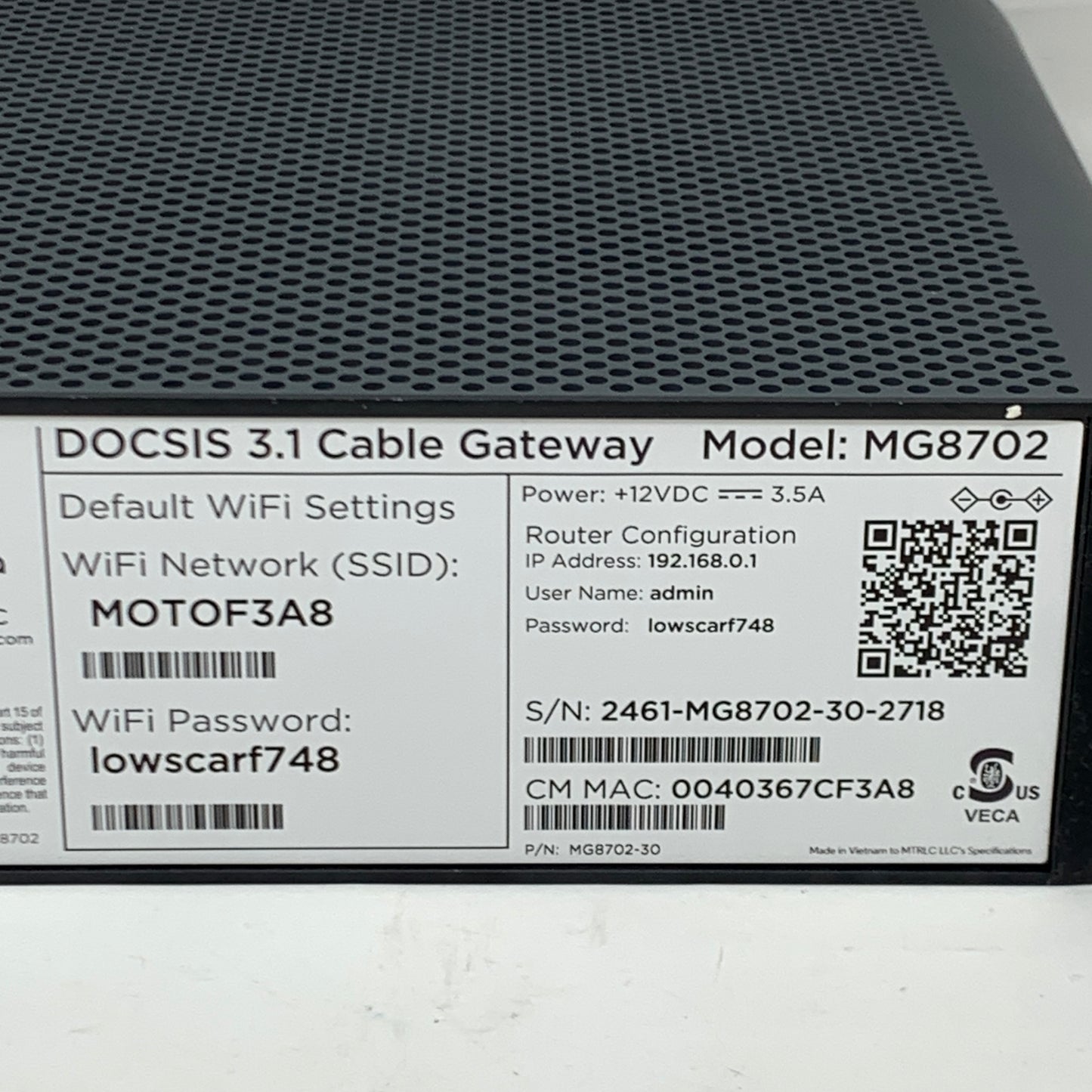 Motorola MG8702 Ultra-Fast DOCSIS 3.1 Cable Modem + AC3200 Dual-Band WiFi Router