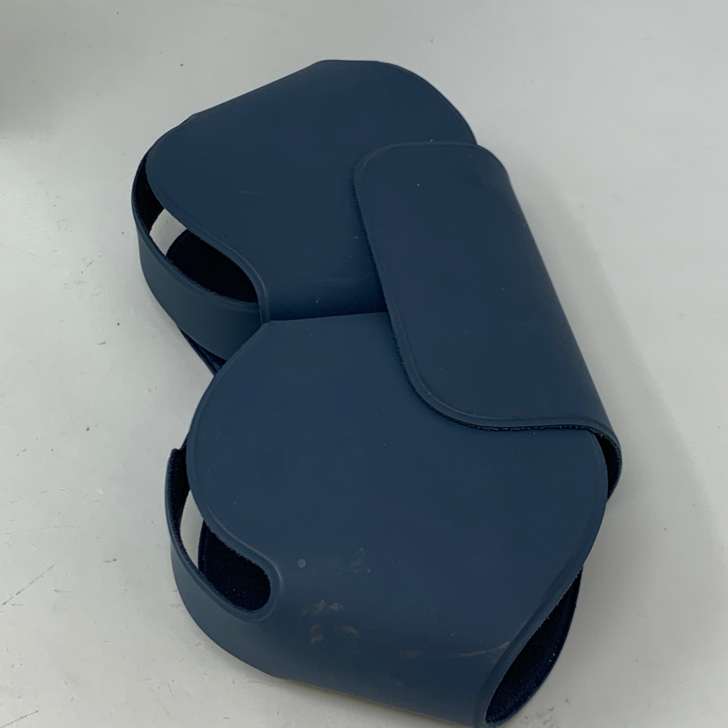 Apple AirPods Max USB-C Wireless Over-Ear Headphones Blue MWW63AM/A