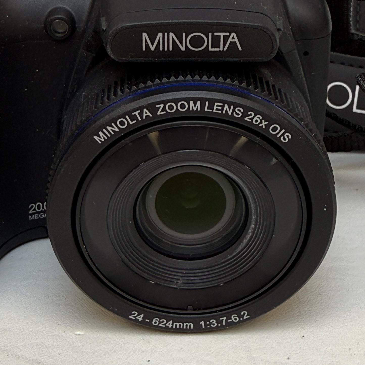 Minolta ProShot MN26Z 20MP Bridge Camera 26x Optical Zoom 1080p HD