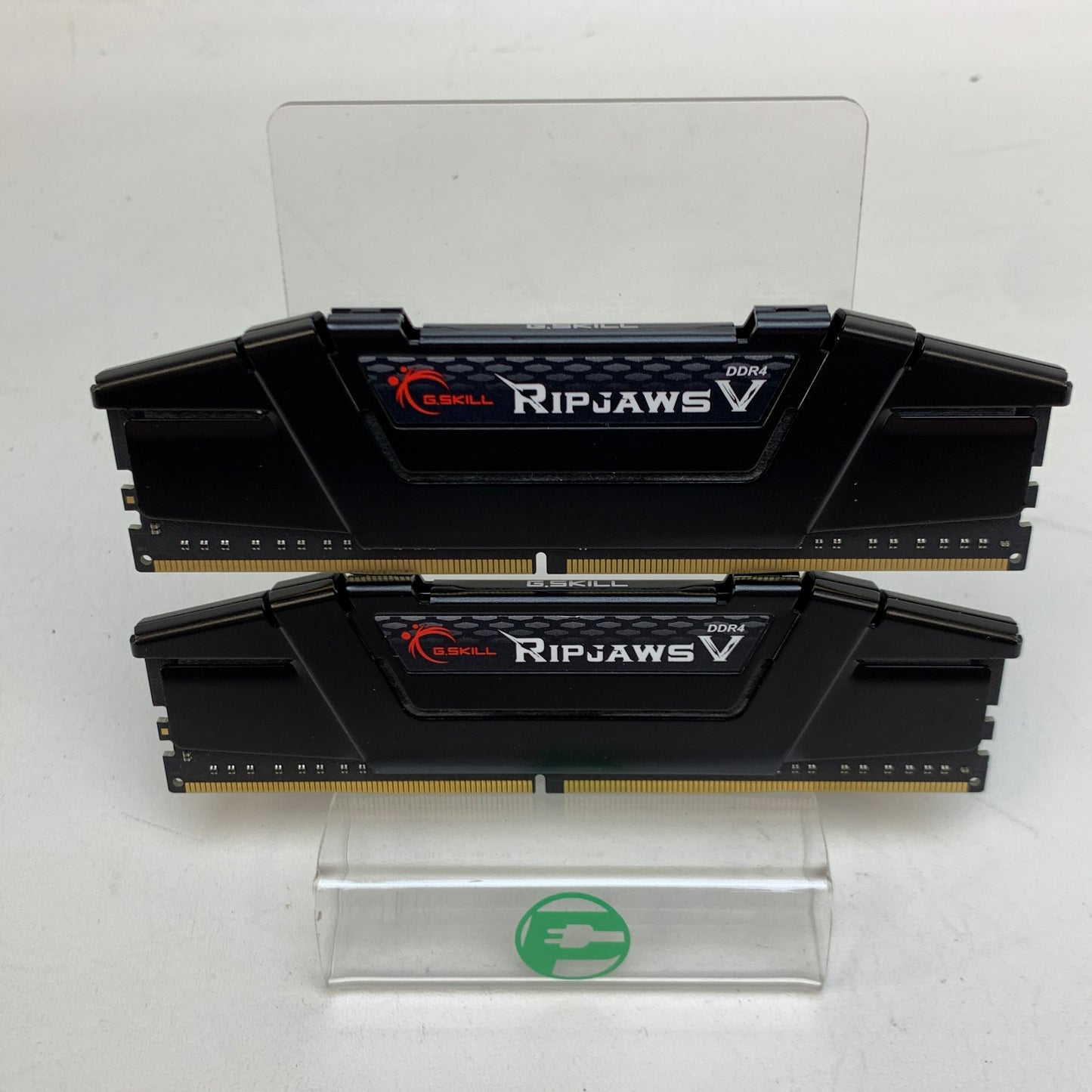 G.Skill RipJaws 16GB (2x8GB) RAM DDR4 3200MHz F4-3200C16D-16GVKB