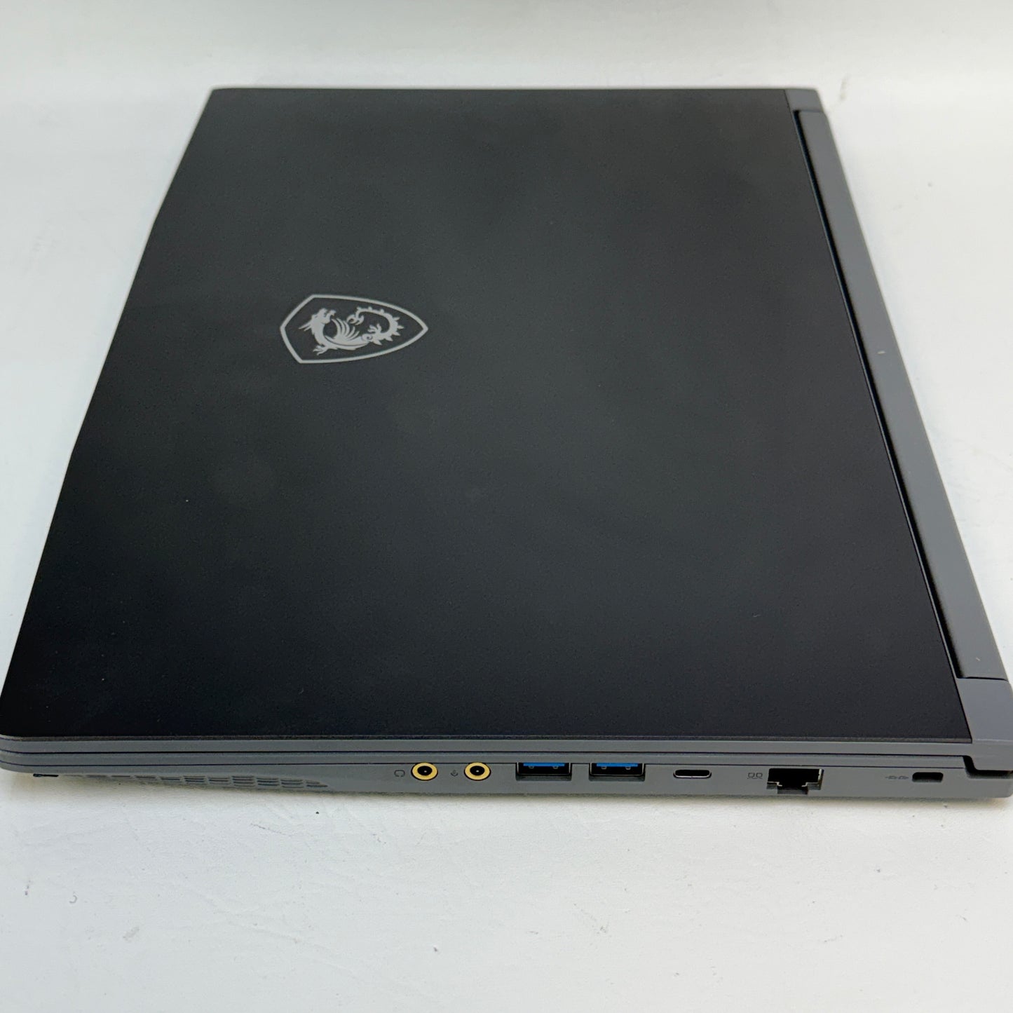 MSI Thin 15 B13VE 15.6" i5-13420H 2.1GHz 16GB RAM 512GB SSD GeForce RTX 4050