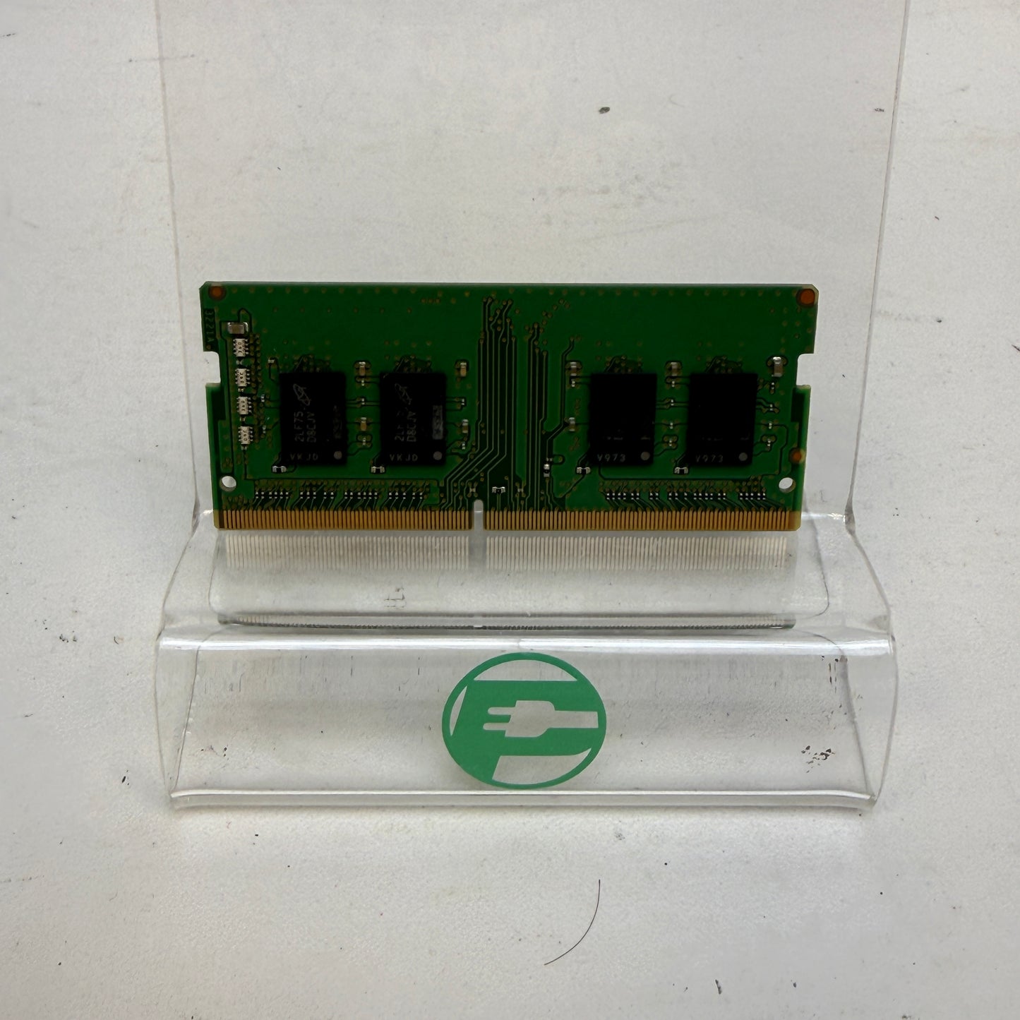 Micron MTA8ATF2G64HZ-3G2F1 16GB (1x16GB) RAM DDR4 3200MHz