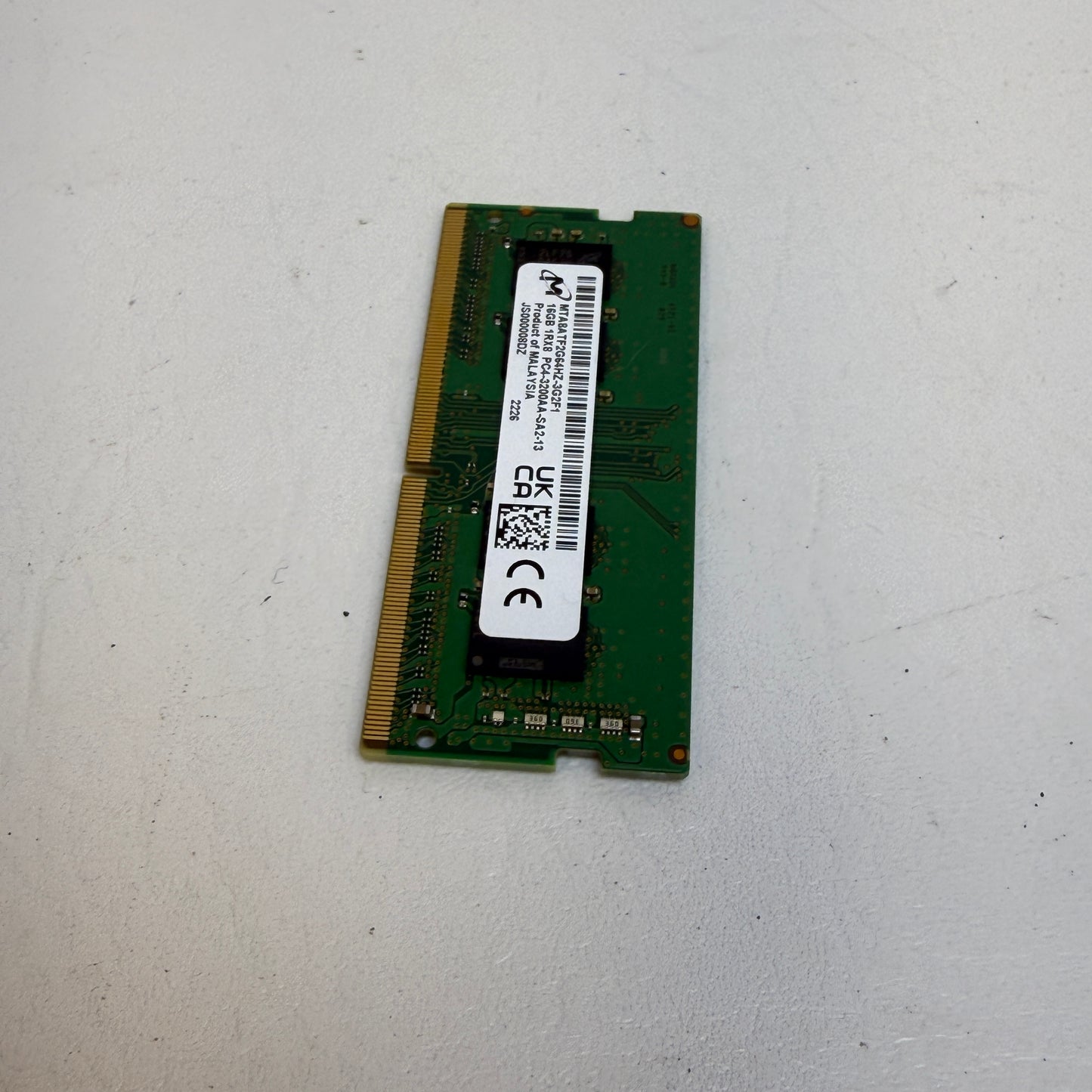 Micron MTA8ATF2G64HZ-3G2F1 16GB (1x16GB) RAM DDR4 3200MHz