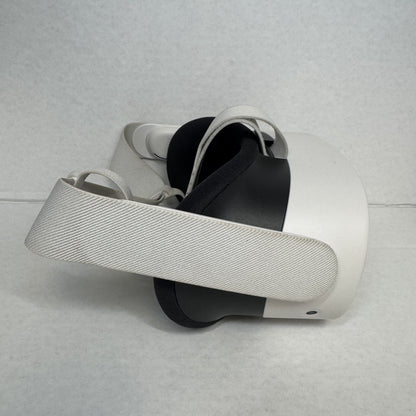 Meta Quest 3S 128GB Standalone All-in-One VR Headset P97