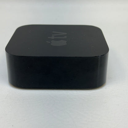 Apple TV 4K 1st Gen 32GB Digital HD Media Streamer MQD22LL/A WiFi + Ethernet