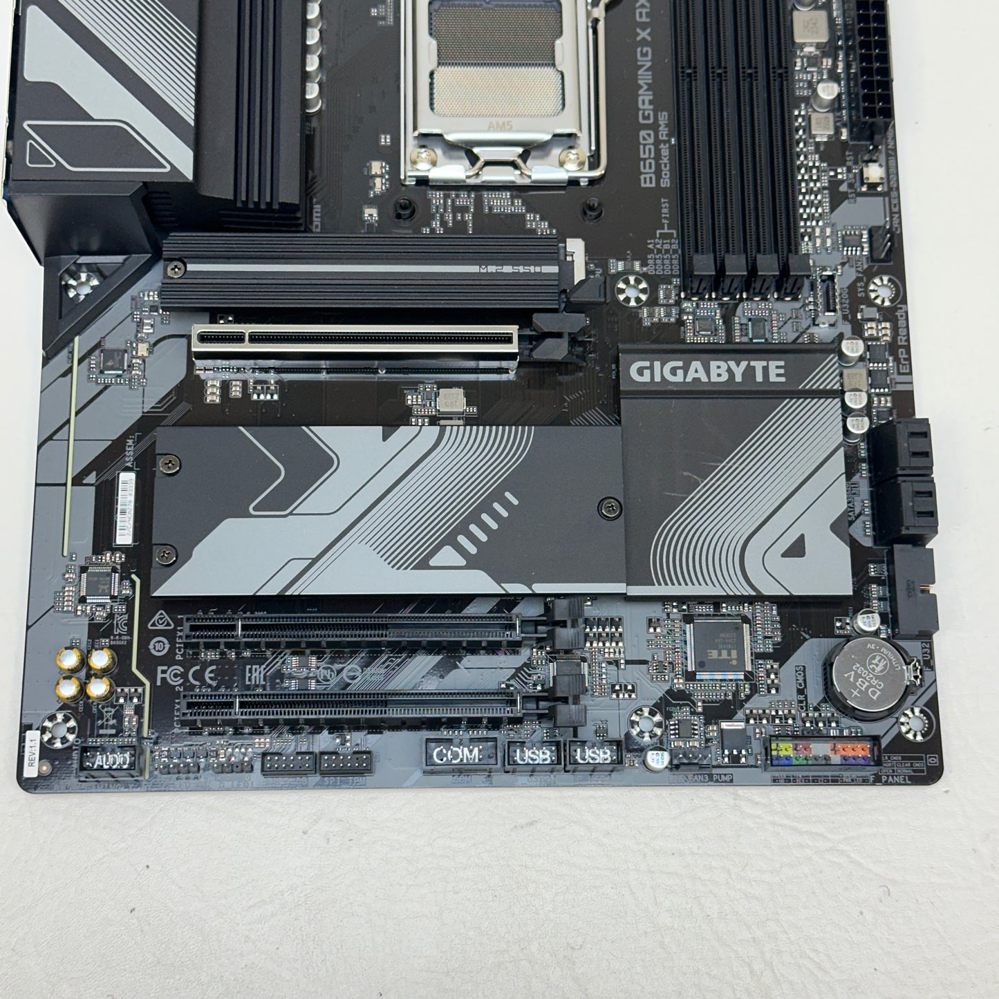 Gigabyte B650 Gaming X AX V2 AM5 ATX AMD DDR5 Motherboard