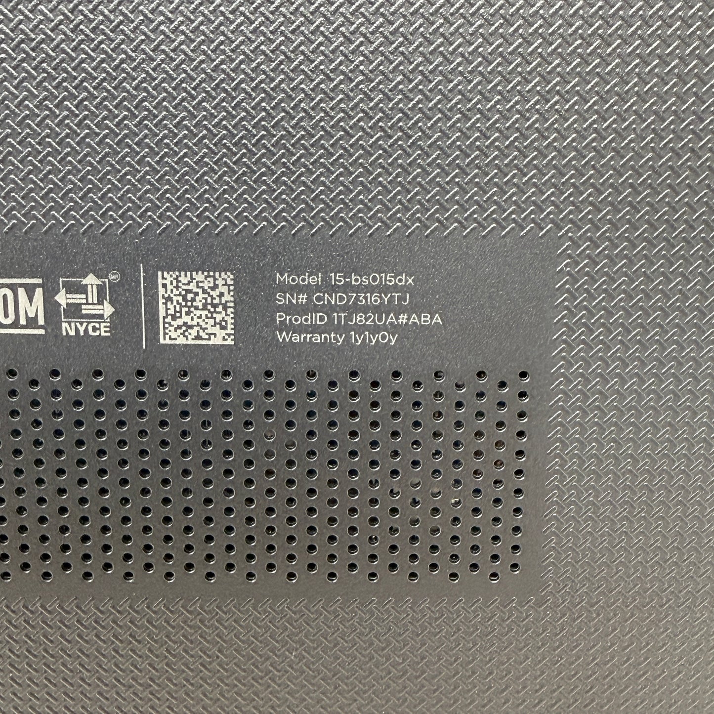 HP Laptop NSS3TPLD 15.6" i5-7200U 2.5GHz 8GB RAM 1TB HDD