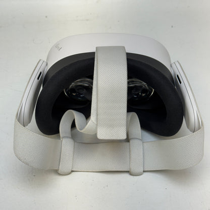 Meta Quest 3S 128GB Standalone All-in-One VR Headset P97