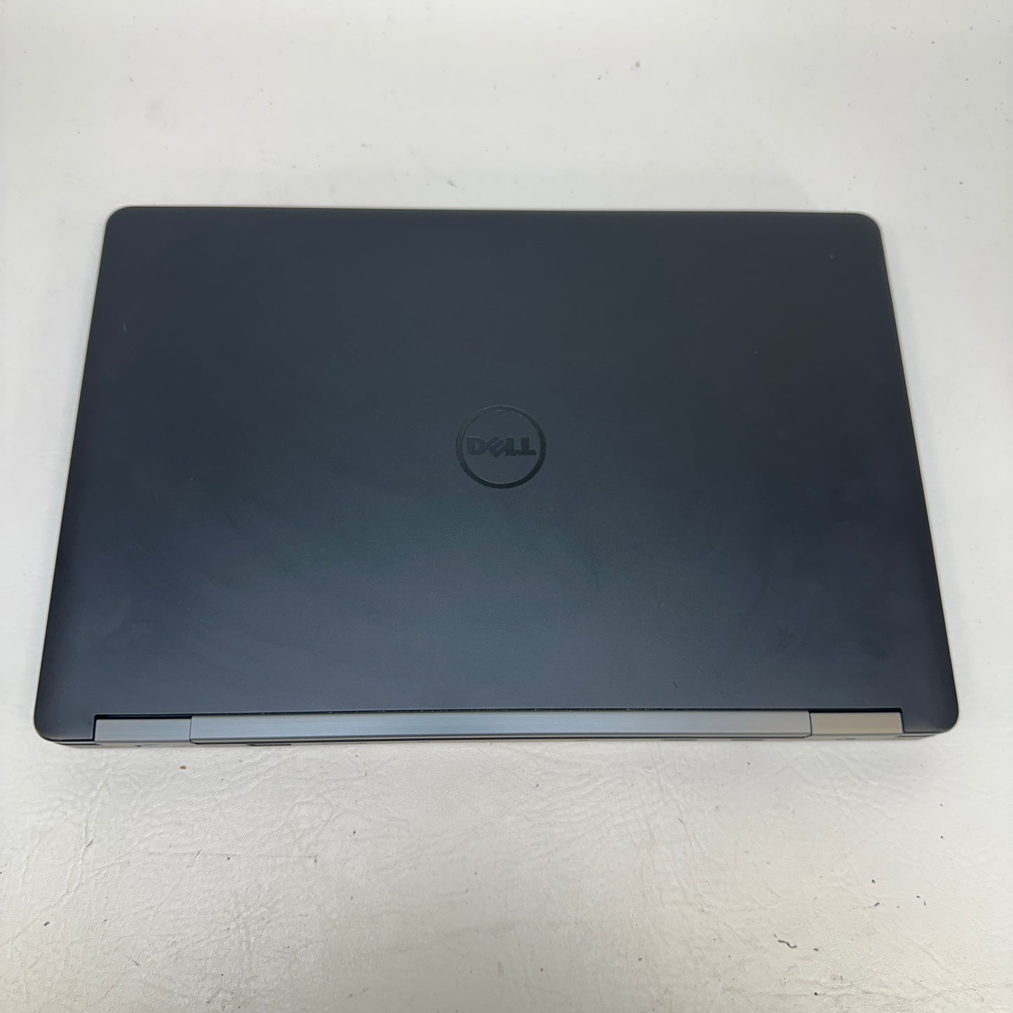Dell Latitude E5570 15.6" i7-6820HQ 2.7GHz 16GB RAM 256GB SSD AMD Radeon R9 