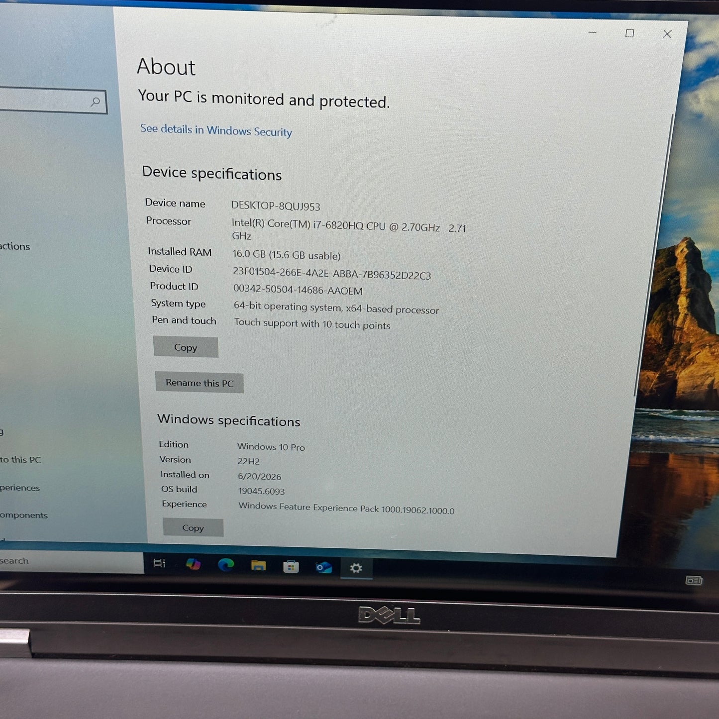 Dell Latitude E5570 15.6" i7-6820HQ 2.7GHz 16GB RAM 256GB SSD AMD Radeon R9 