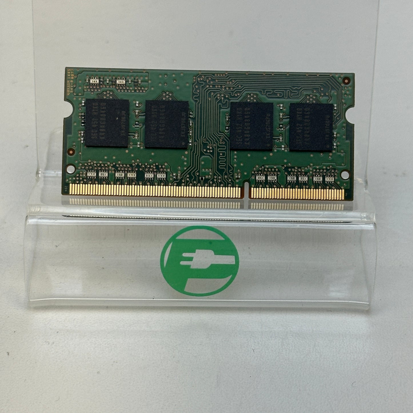 Crucial Low Profile 8GB (1x8GB) RAM DDR3 1600MHz M471B5173QH0-YK0