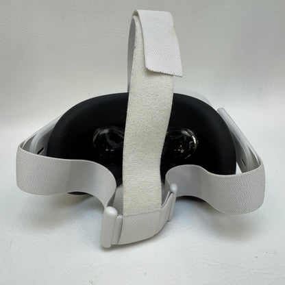 Oculus Quest 2 64GB Standalone All-in-One VR Headset KW49CM