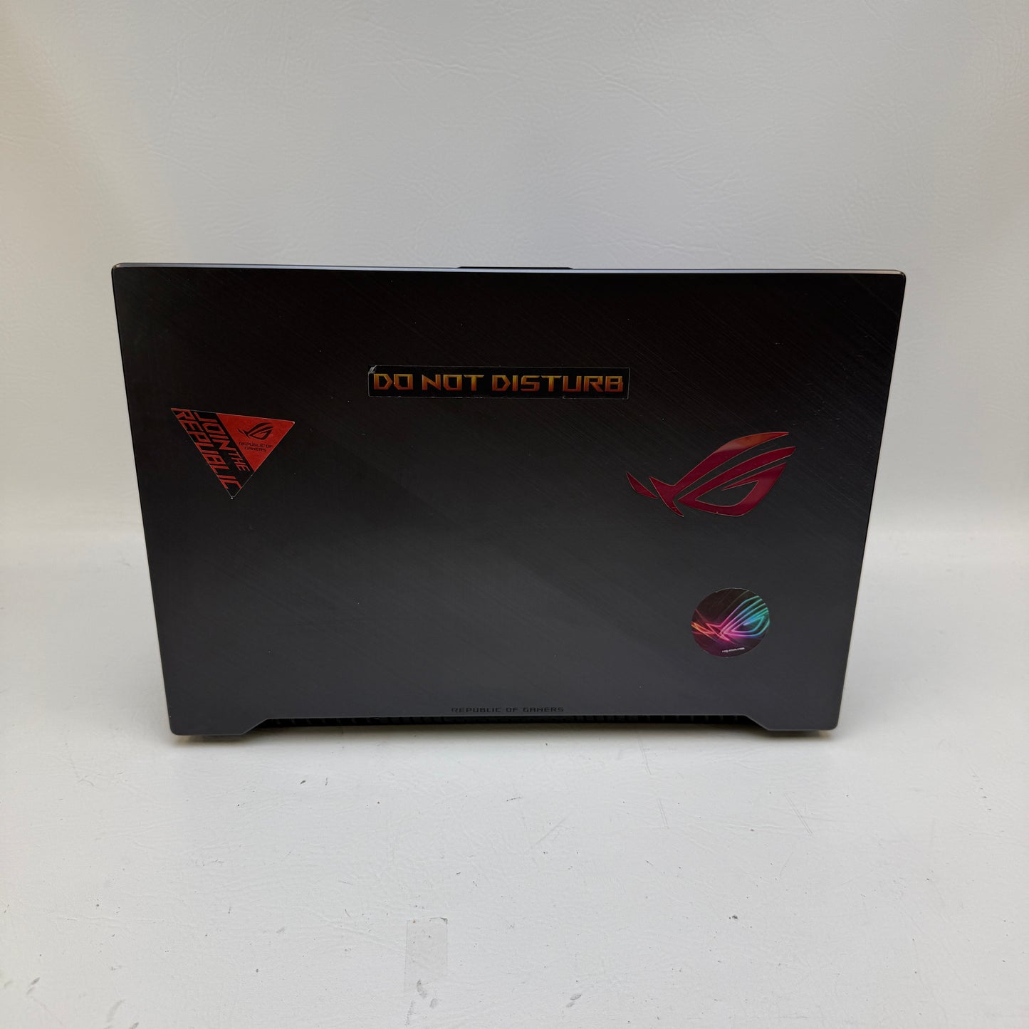 Asus Scar II GL704G 17.3" i7-8750H 2.2GHz 20GB RAM 512GB SSD GeForce GTX 1060