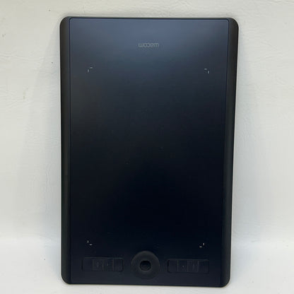 Wacom Intuos Pro Medium PTH-660 Graphics Drawing Tablet Black
