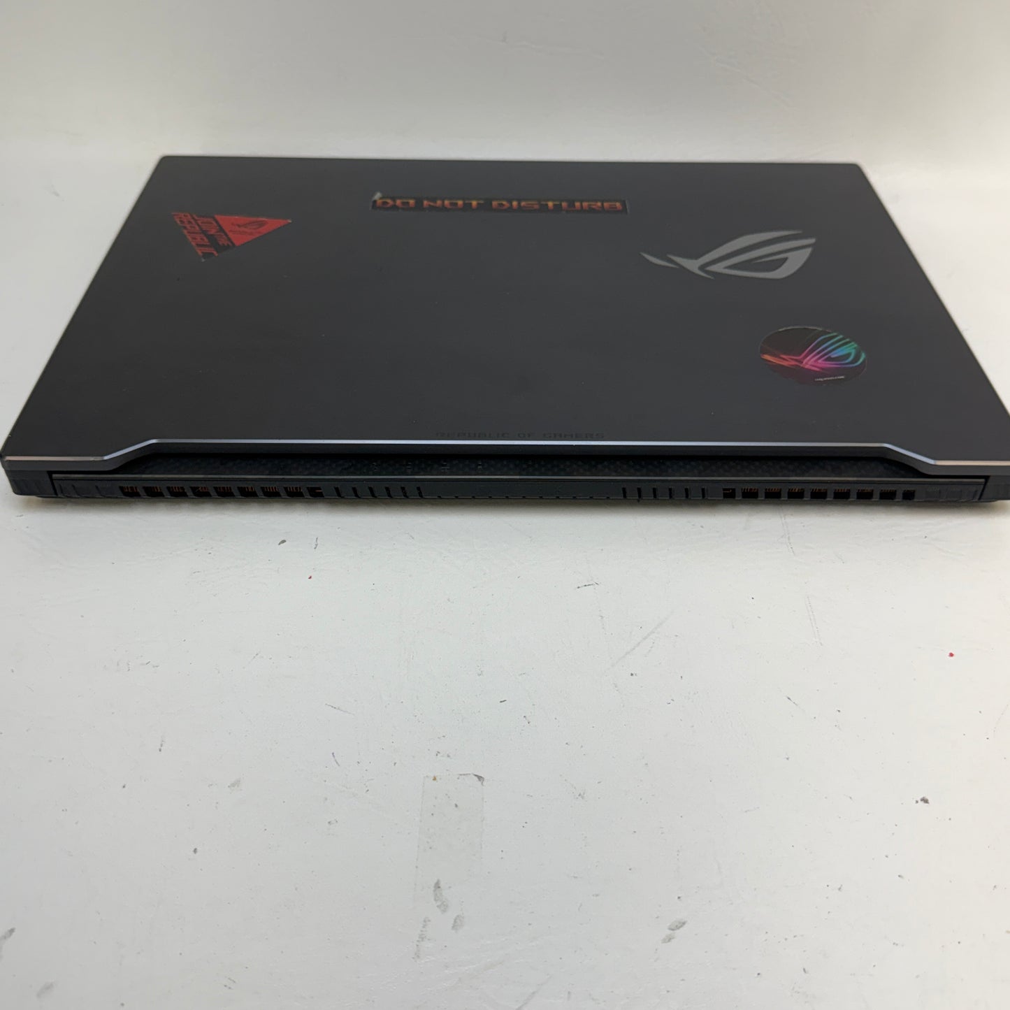 Asus Scar II GL704G 17.3" i7-8750H 2.2GHz 20GB RAM 512GB SSD GeForce GTX 1060