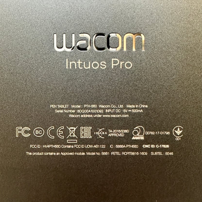 Wacom Intuos Pro Medium PTH-660 Graphics Drawing Tablet Black