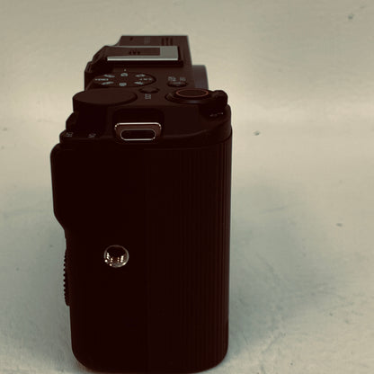 Canon EOS R50V 24.2MP Mirrorless Interchangeable Lens Camera Body