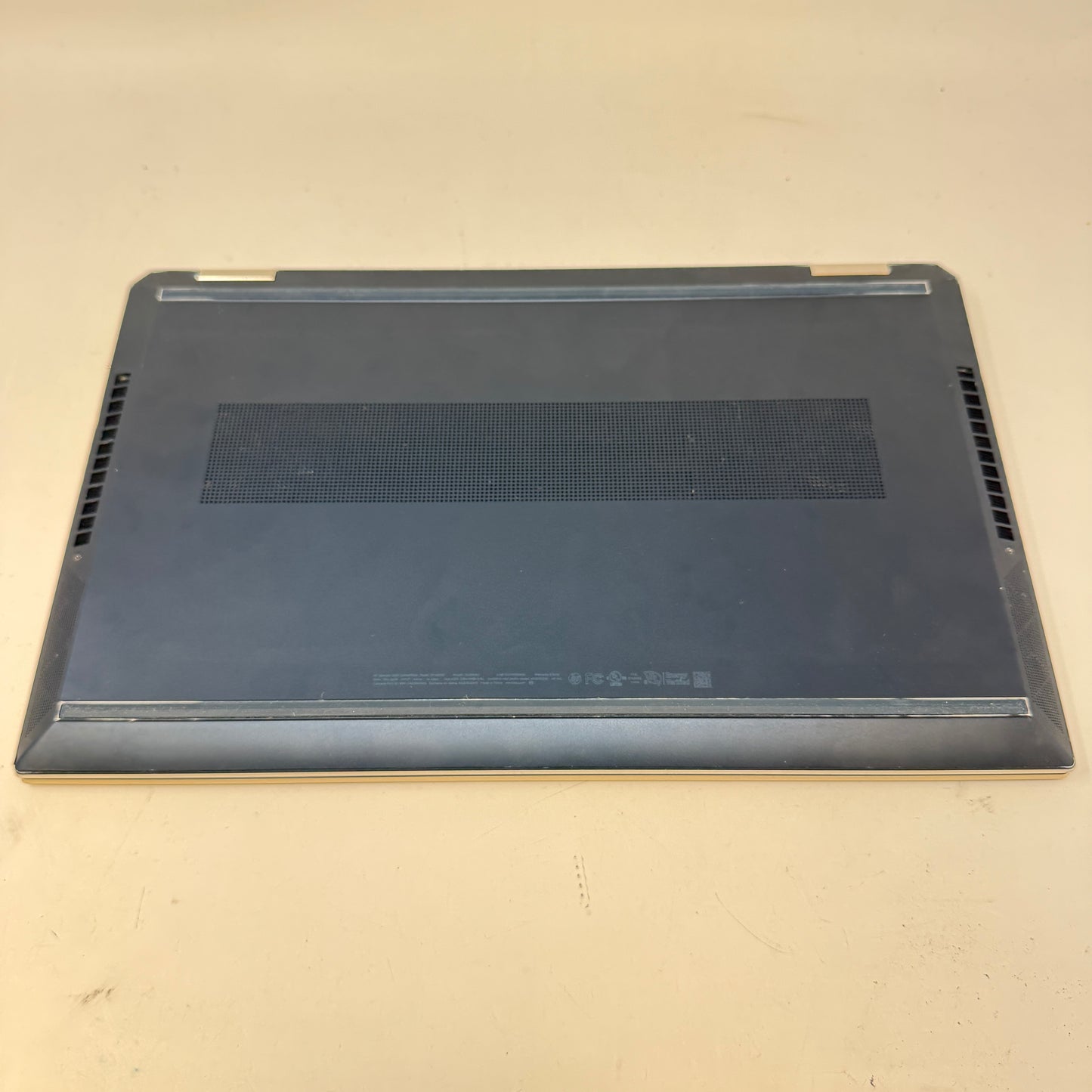 HP Spectre 15T-EB100 15.6" i7-1165G7 2.8GHz 16GB RAM 256GB SSD