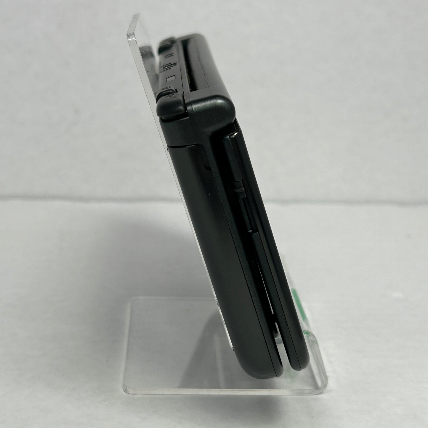 Nintendo 3DS XL Handheld Game Console RED-001 Black