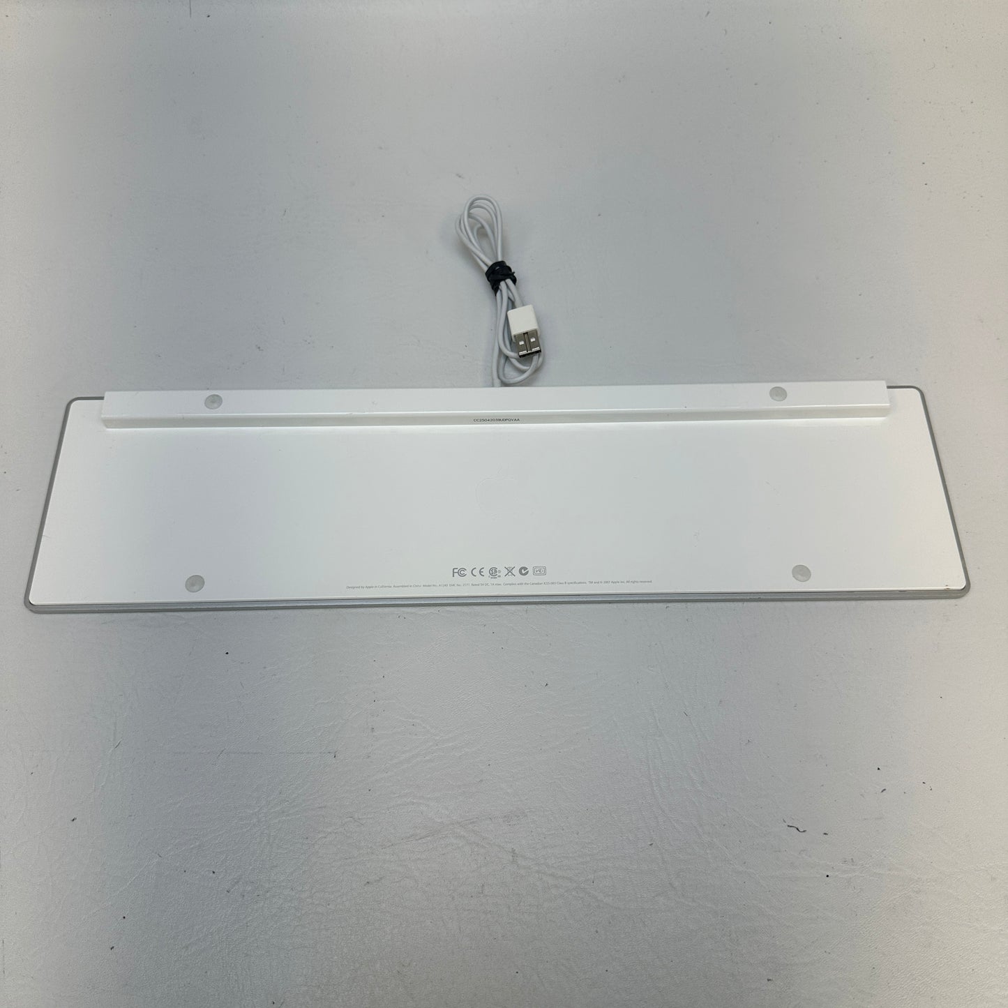 Apple 2.5 W Magic Keyboard w/ Numeric Keypad A1843 White