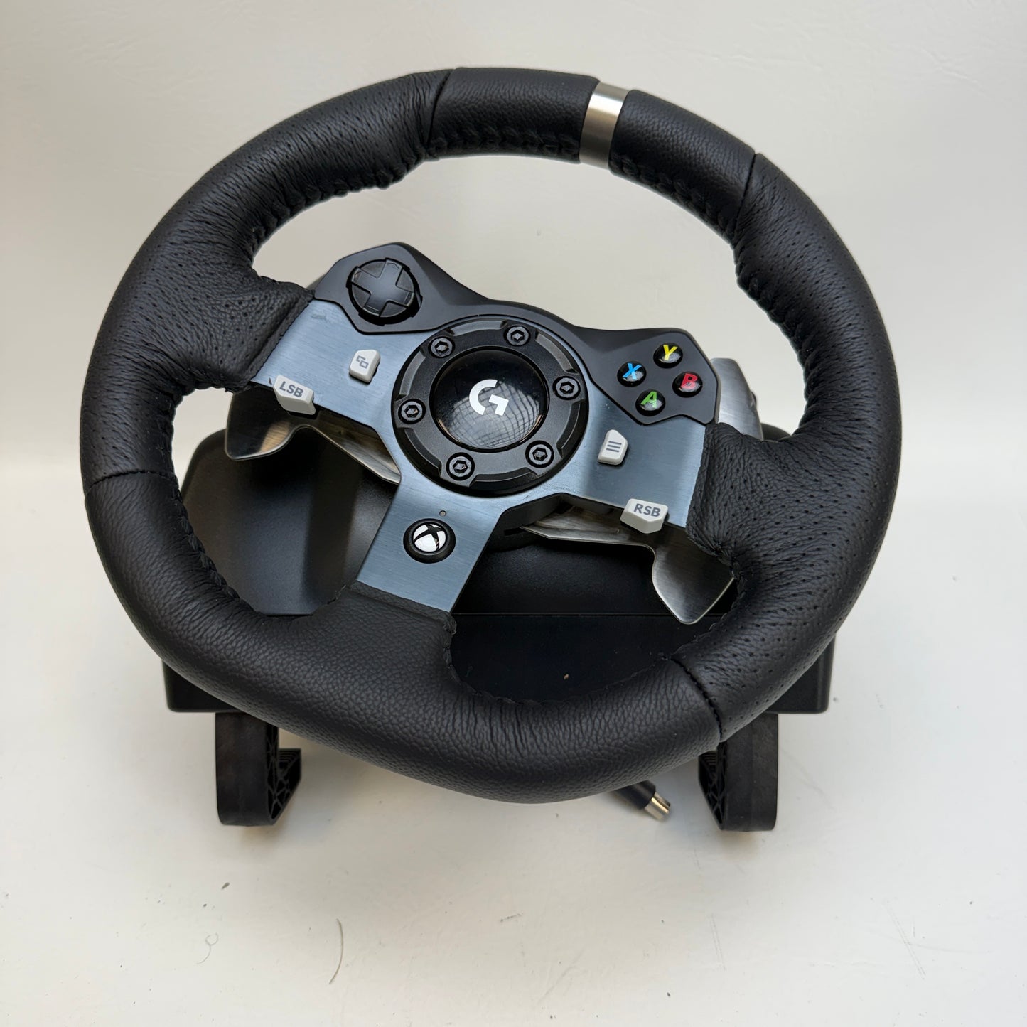 Logitech G920 Driving Force Racing Wheel & Pedals for Xbox Series X|S Xbox One 