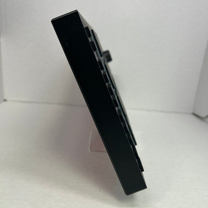 Akai Professional MPC Studio MIDI Controller 16 RGB Pads Touch Strip & SW