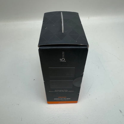 New J5 Create JPB26465 26800mAh PD 65W 4-Port Power Bank Portable Charger