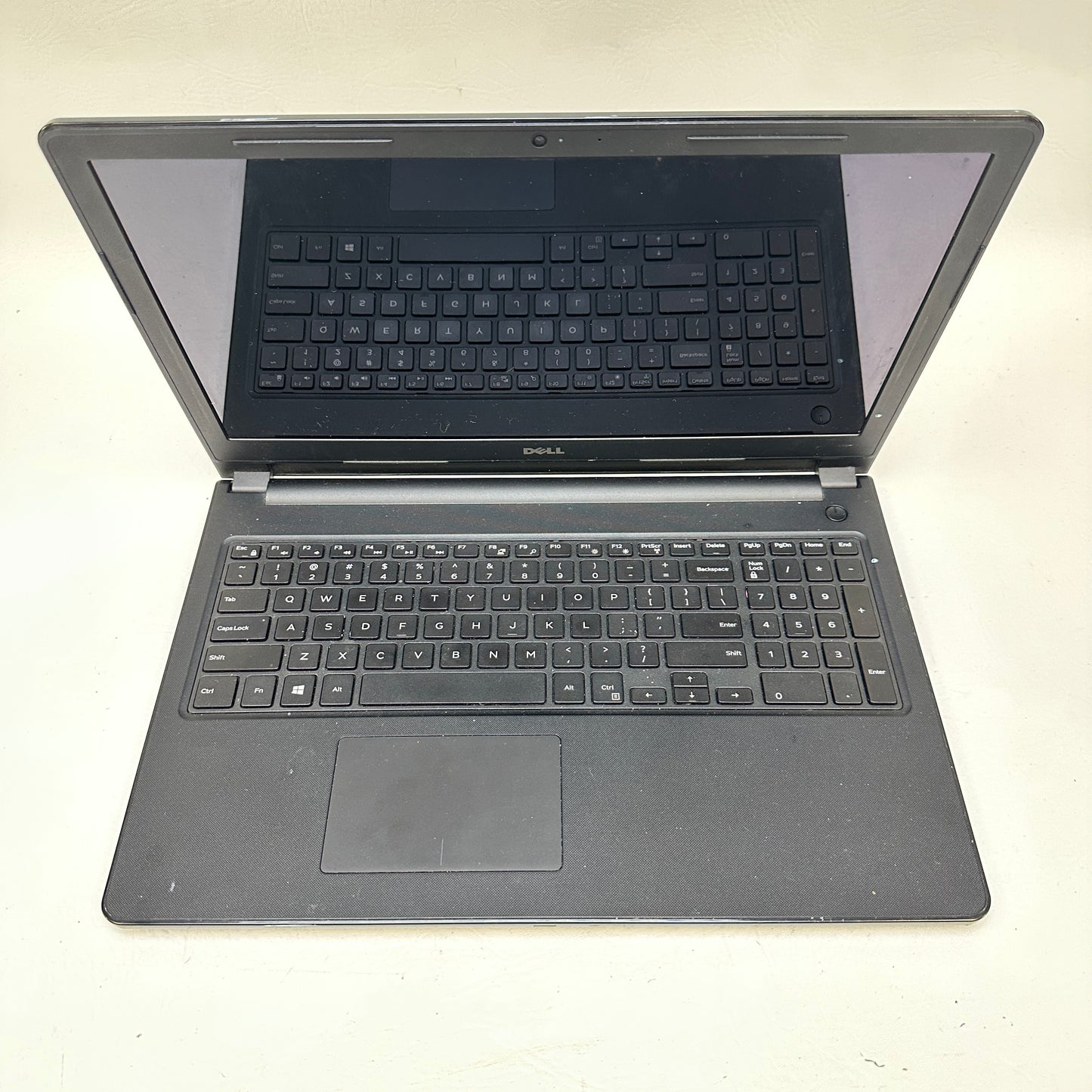 Dell Inspiron 15 3567 15.6" i5-7200U 2.5GHz 8GB RAM 256GB SSD