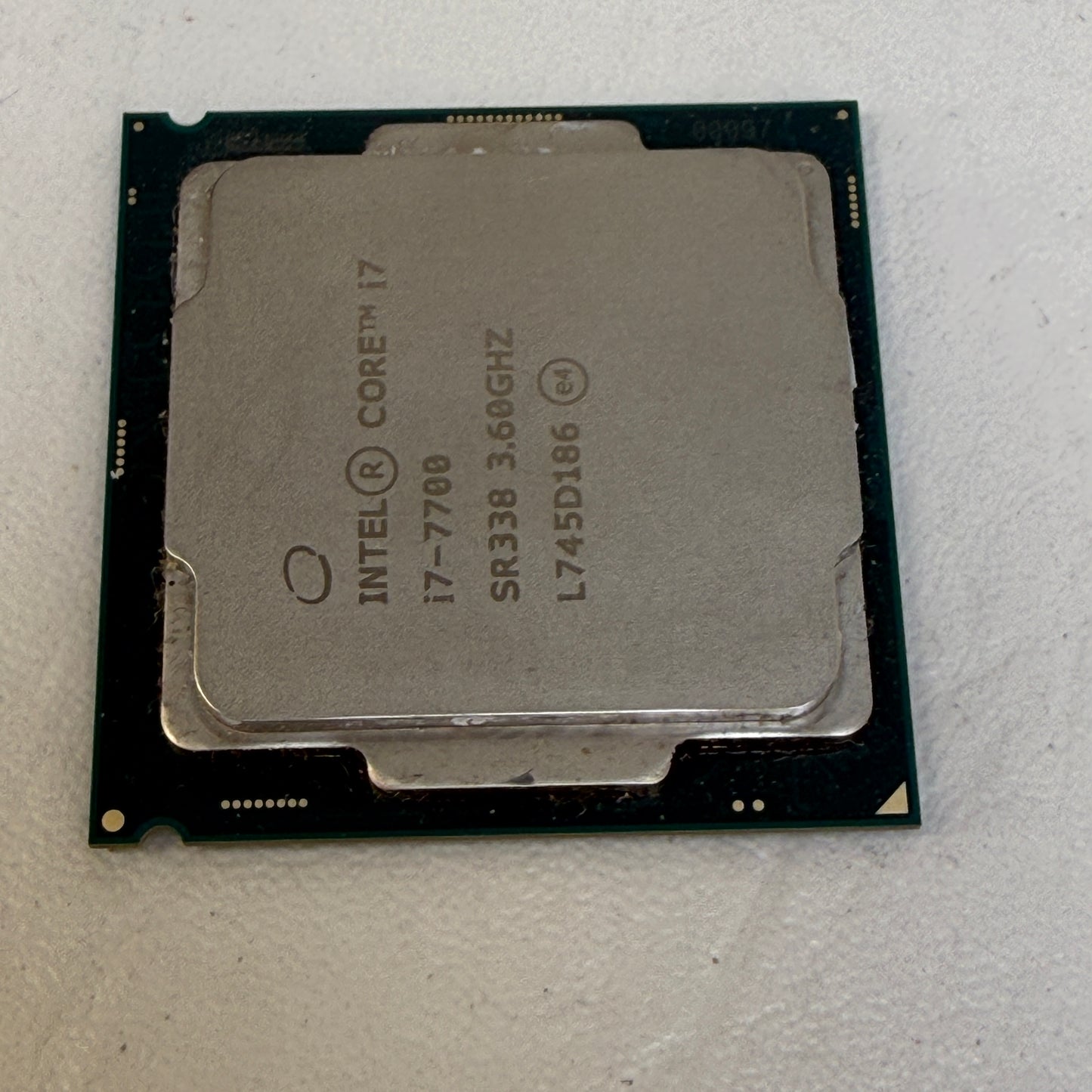 Intel Core i7-7700 3.60GHz Quad Core SR338 8 Thread LGA 1151