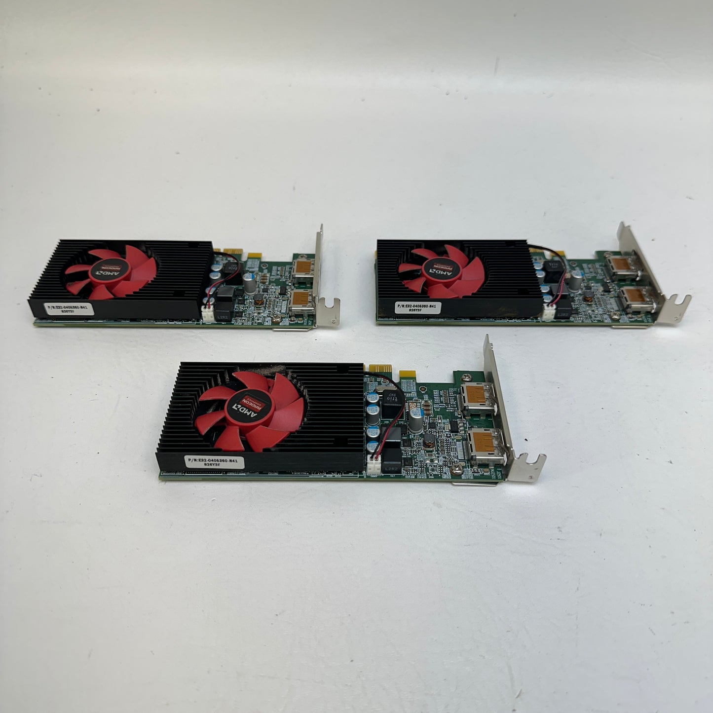 Lot 3 AMD Radeon R5 430 2 GB GDDR5 Graphic Card 109-C86957-00