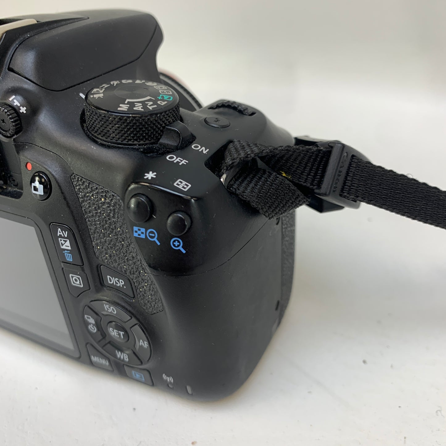 Canon EOS 1300D 18.0MP Digital SLR DSLR Camera w/Canon EF-S 24mm 1:2.8 STM Prime Lens