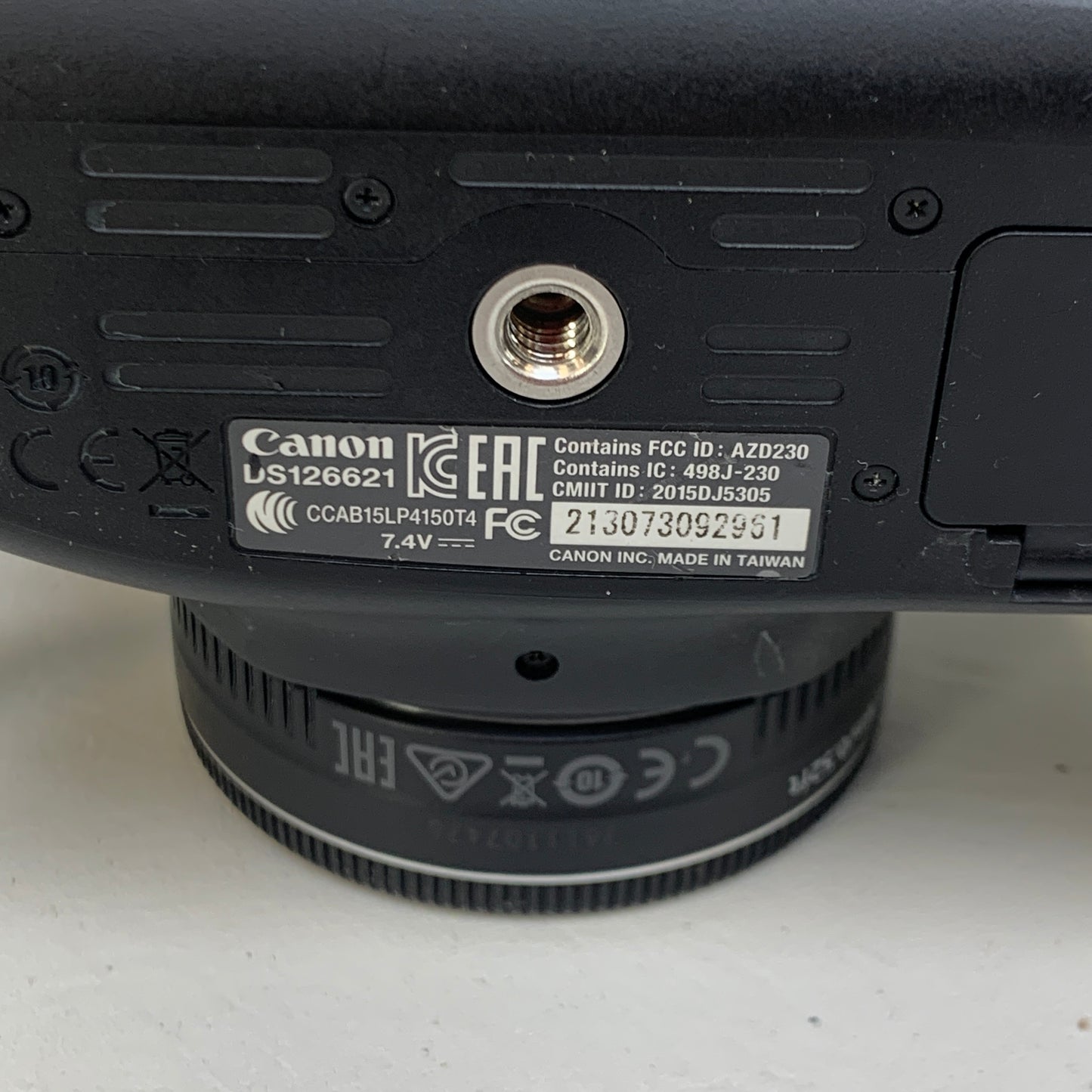 Canon EOS 1300D 18.0MP Digital SLR DSLR Camera w/Canon EF-S 24mm 1:2.8 STM Prime Lens