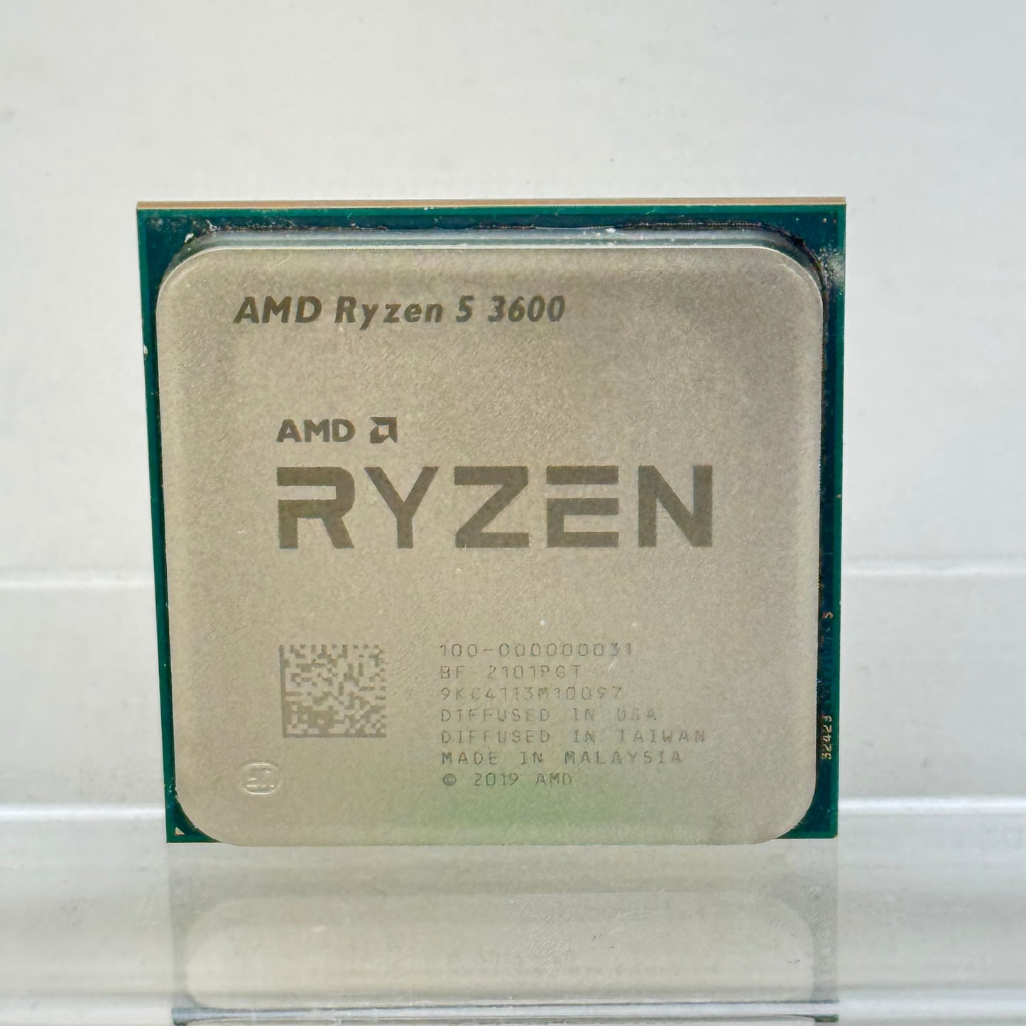 AMD Ryzen 5 3600 3.60GHz 6 Core 100-000000031 12 Thread AM4