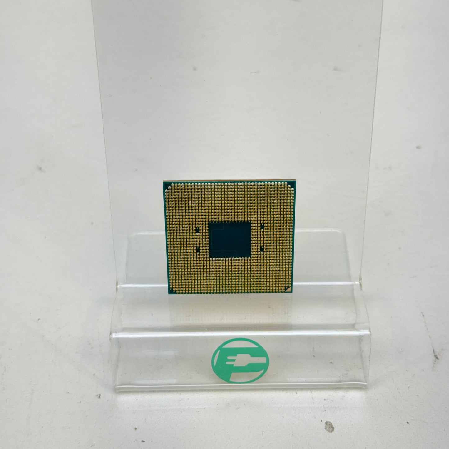 AMD Ryzen 5 2400G 3.60GHz Quad Core YD2400C5M4MFB 8 Thread AM4