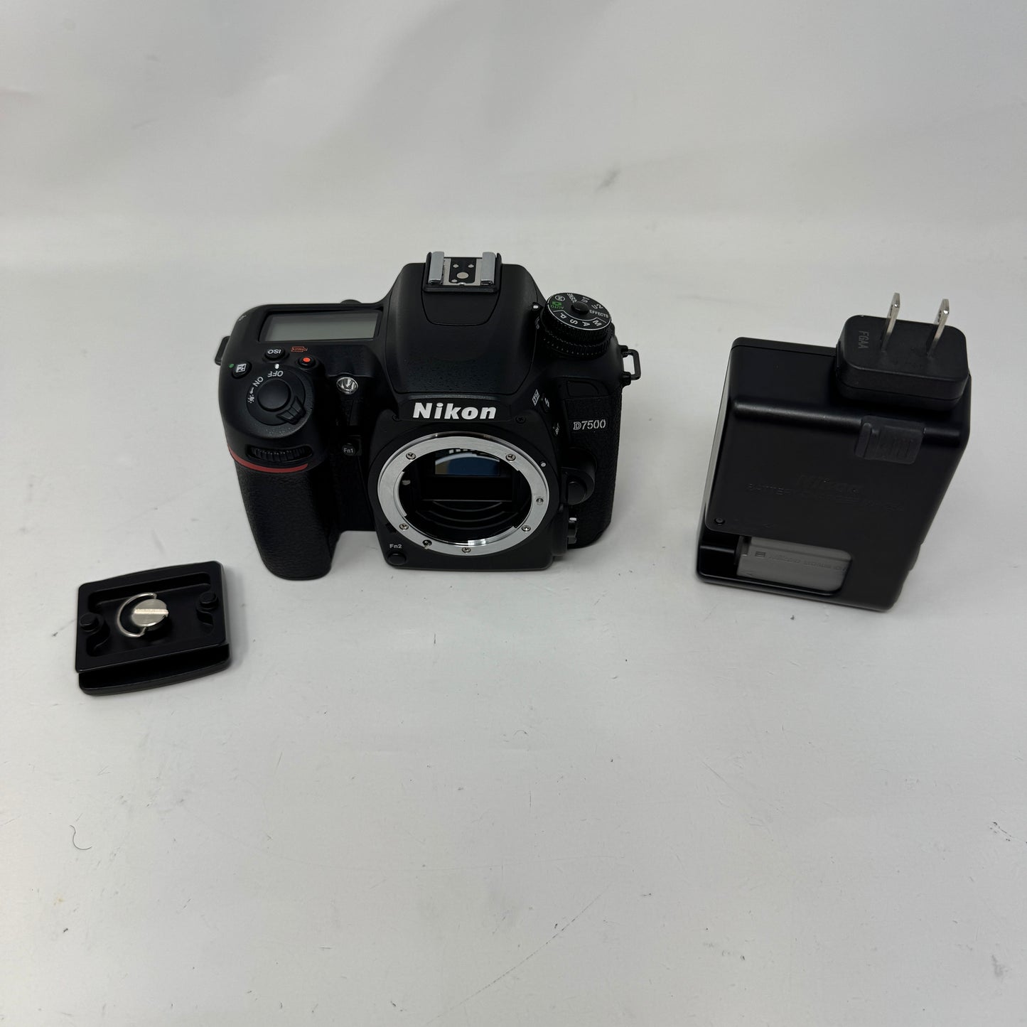 Nikon D7500 20.9MP 4K Digital SLR DSLR Camera Body