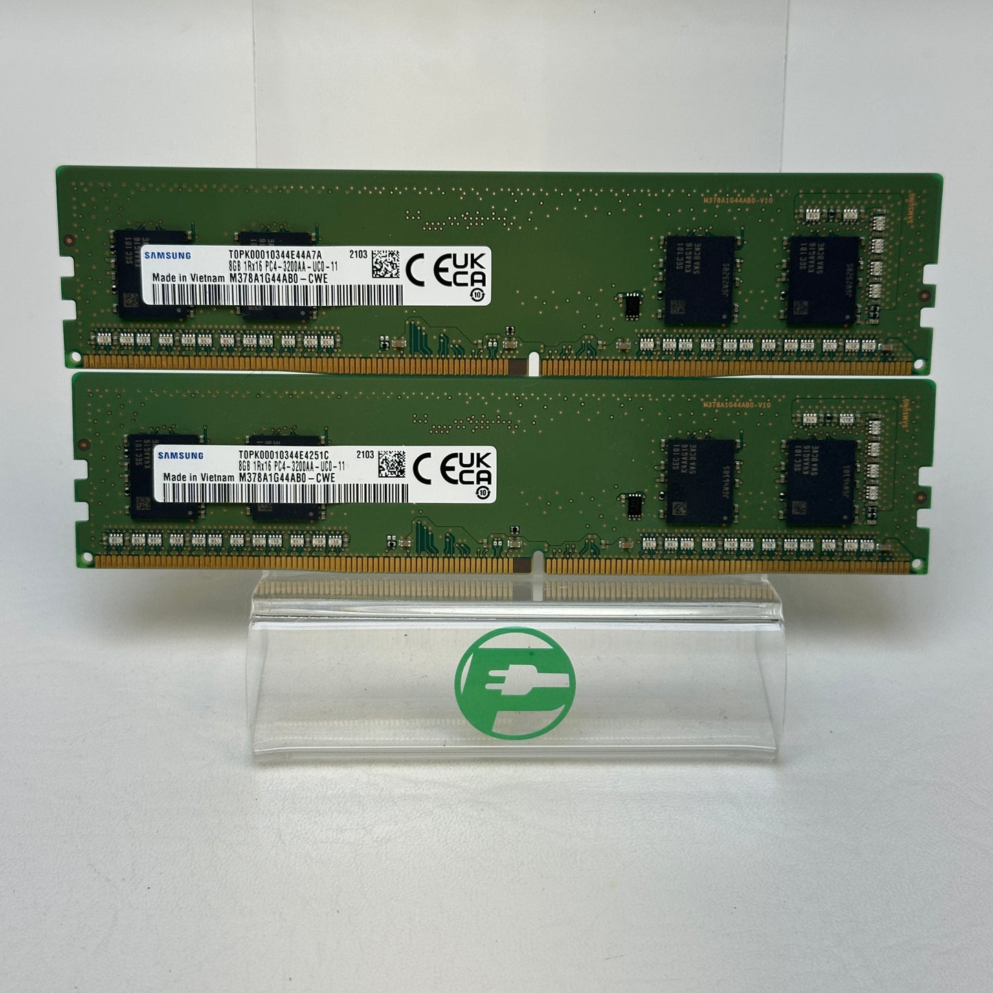 Samsung PC4-3200AA-UC0 16GB (2x8GB) RAM DDR4 3200MHz M378A1G44AB0-CWE