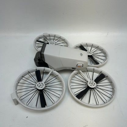 DJI Flip 4K Quadcopter Camera Drone DF1A0424