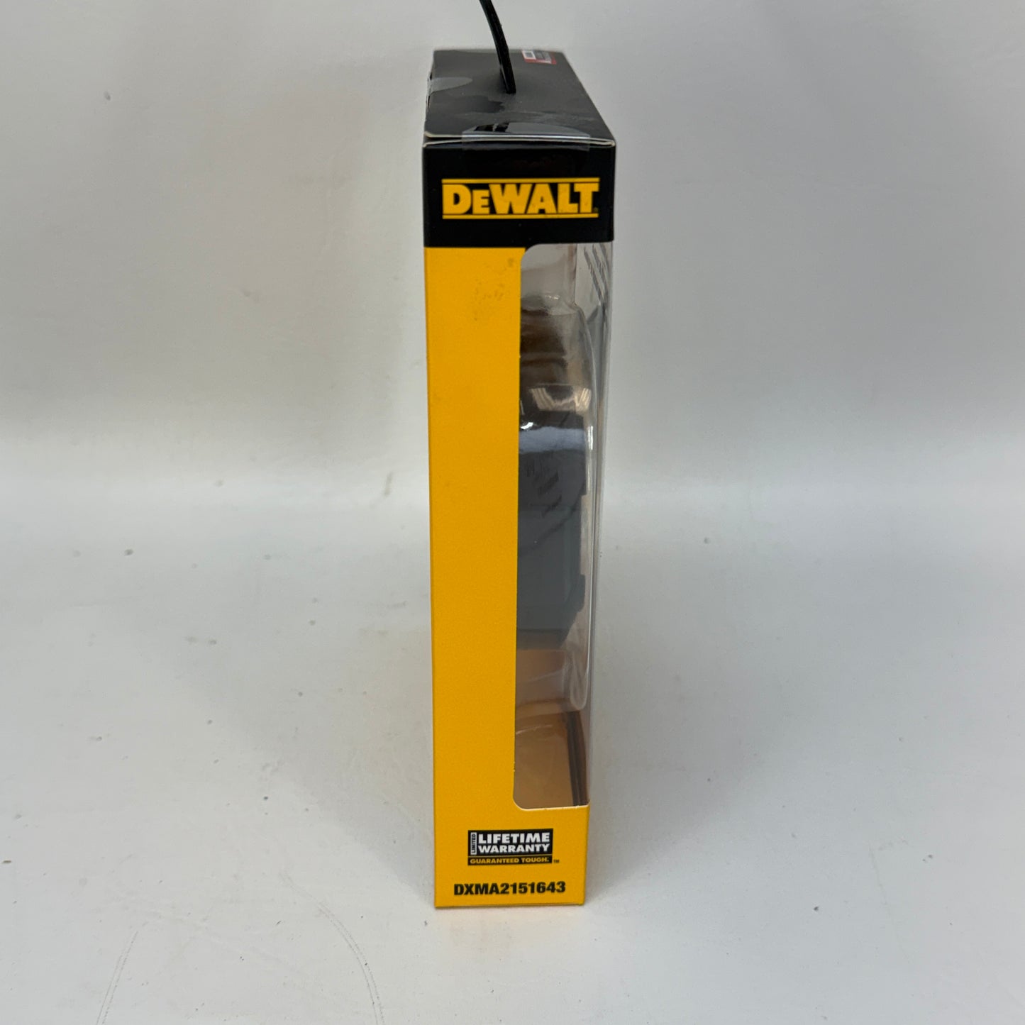 New DEWALT 10,000 mAh 2-Port Power Bank DXMA2151643